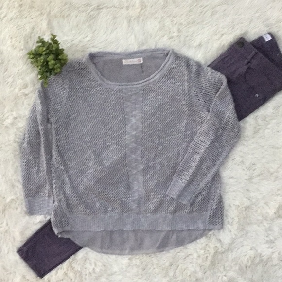 Dahlya Split Back Sweater 💗 Gray - Picture 2 of 8